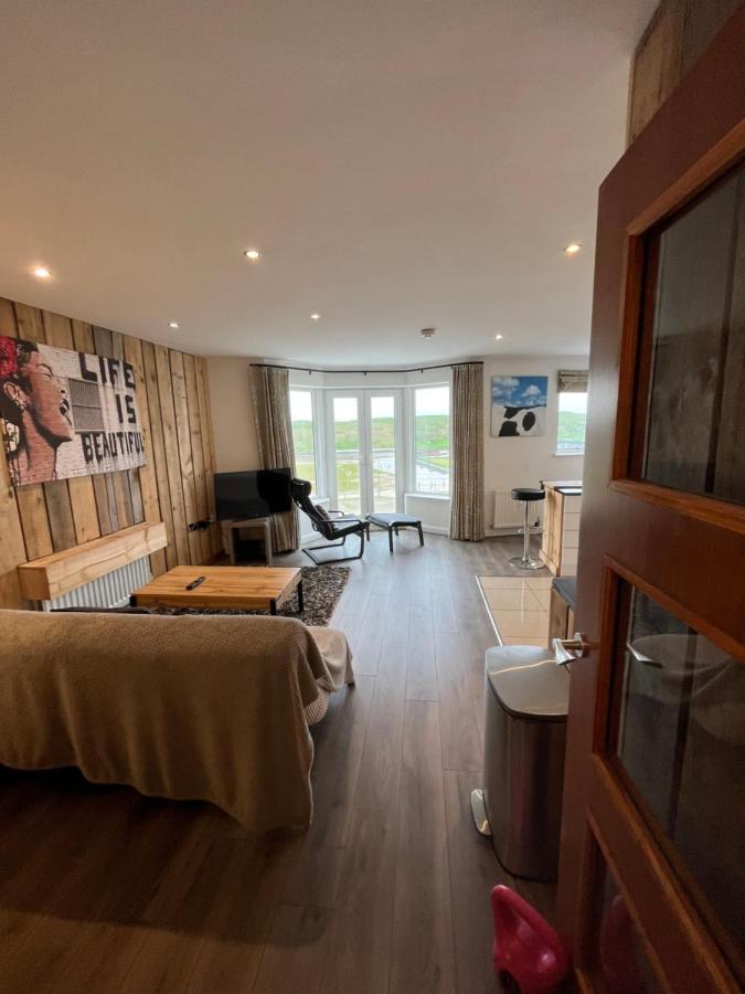 2 Ramore Ave Portrush Exterior photo